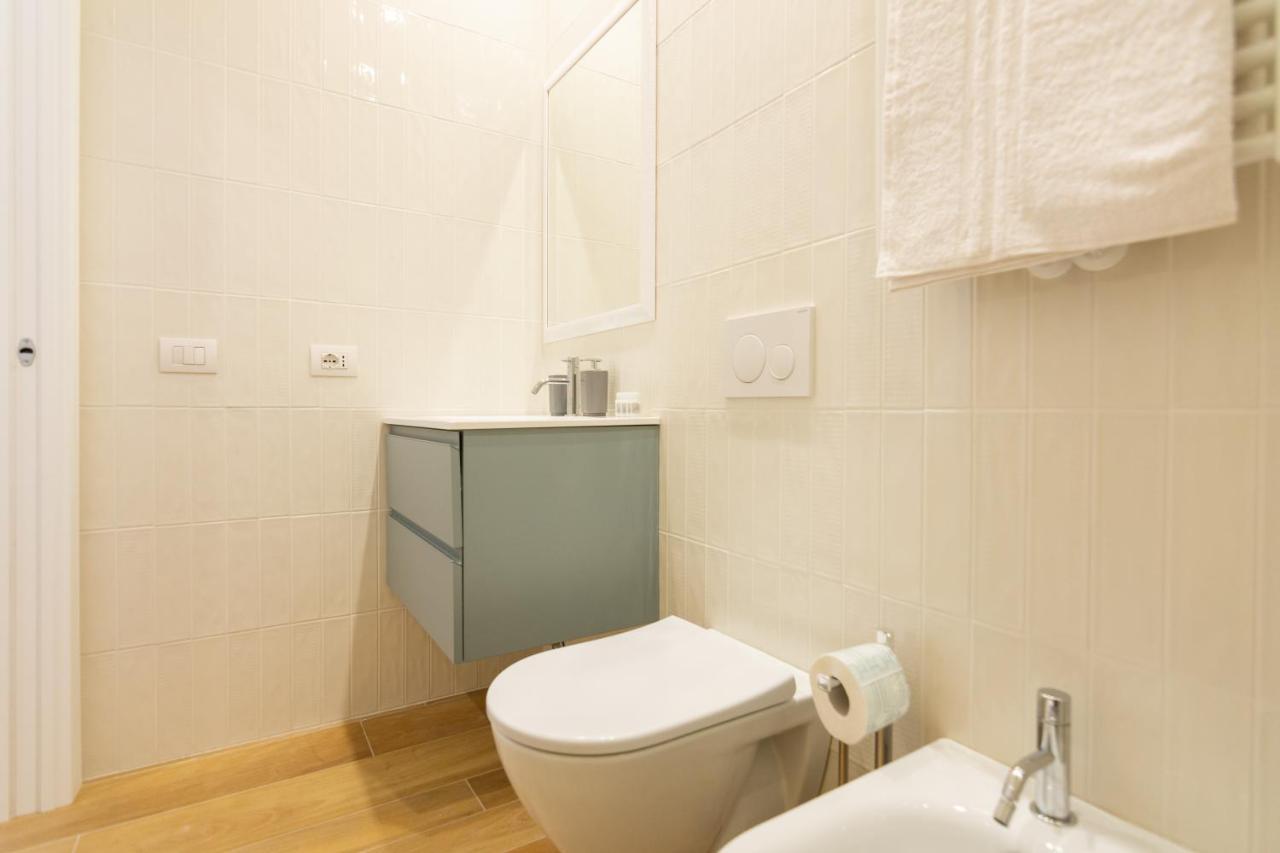 Mi Home Navigli - Zona Tortona มิลาน ภายนอก รูปภาพ